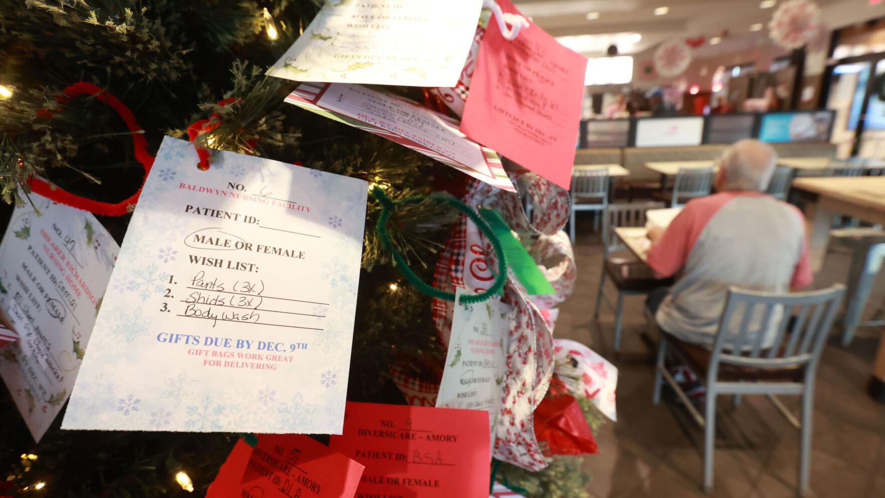 Chick-Fil-A puts up Golden Angel Tree for 26th year